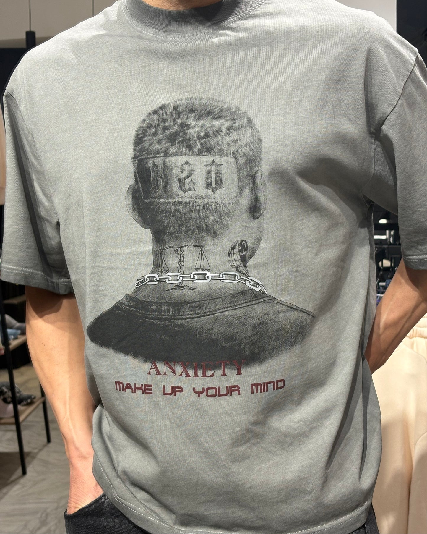 T -Shirt Anxiety grigio chiaro