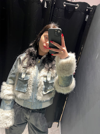 Bomber con pelliccia celeste