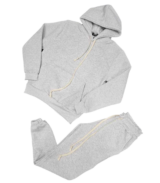 Tuta felpata con lacci