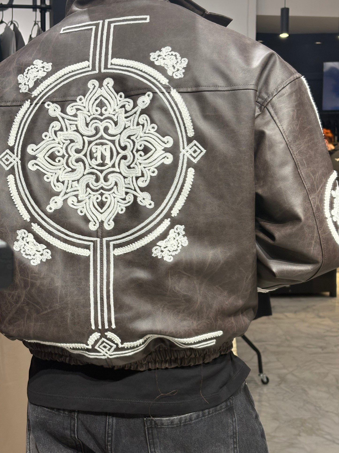 Bomber in pelle marrone