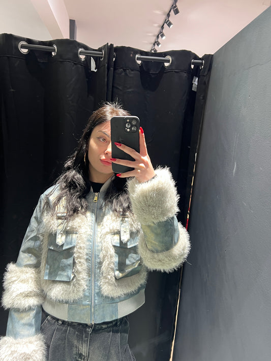 Bomber con pelliccia celeste