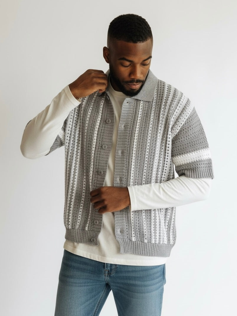 Cardigan grigio e bianco