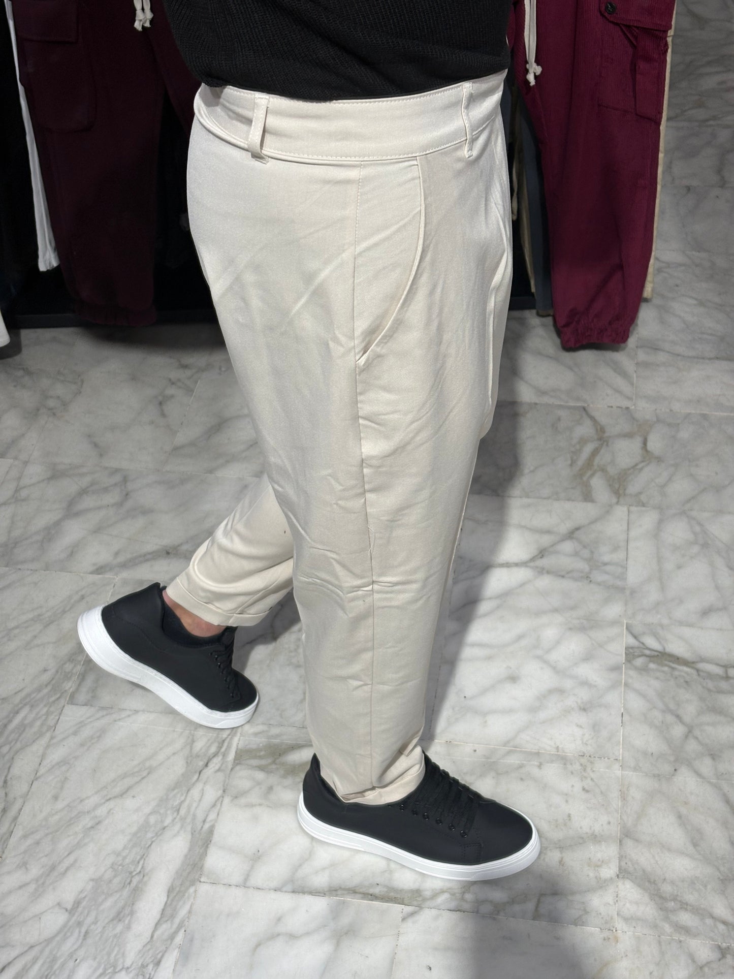 Pantalone Capri fit beige