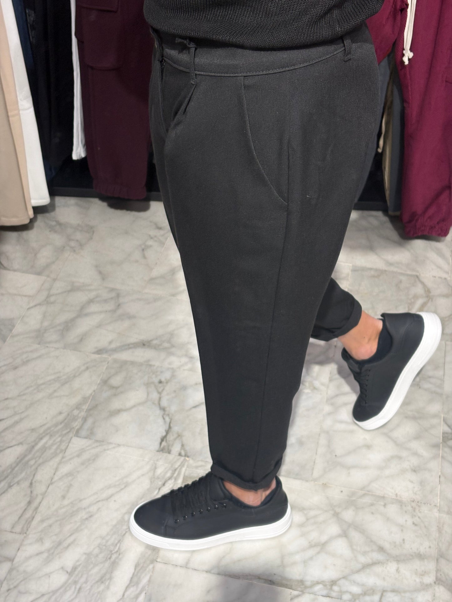 Pantalone Capri fit nero