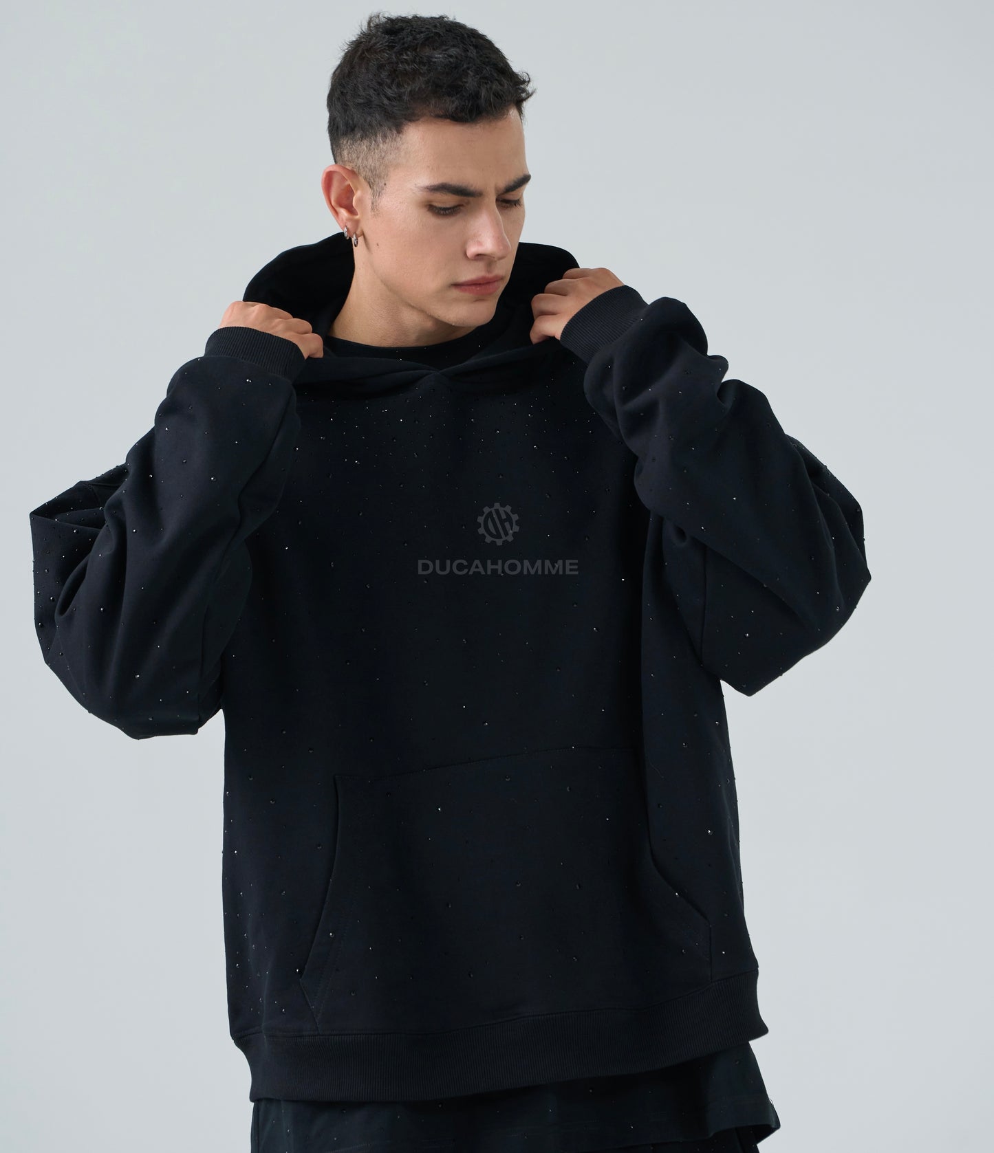 Felpa con brillantini nera